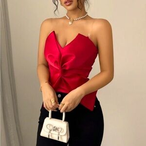 Elegant Bow Detail Top NEW 🏷️